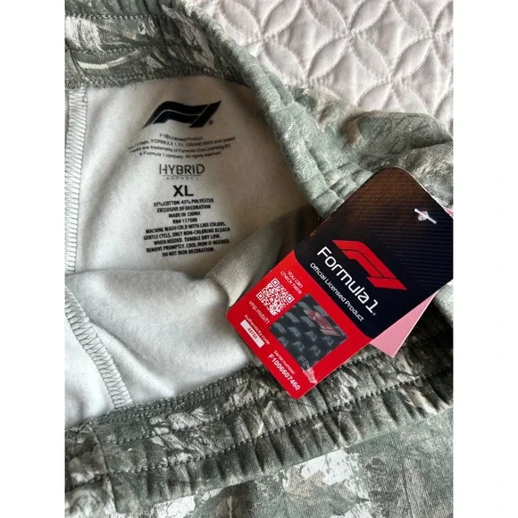 Formula 1 Racing Division Camo Sweatpants Womens XL Green F1 Hybrid Apparel NWT - Picture 6 of 7